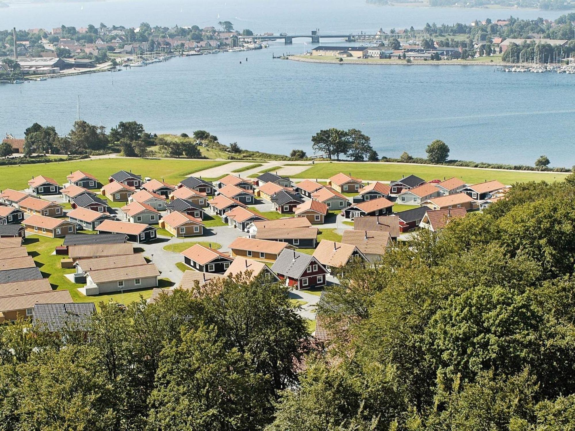 6 Person Holiday Home On A Holiday Park In Gr Sten Grasten Exterior photo
